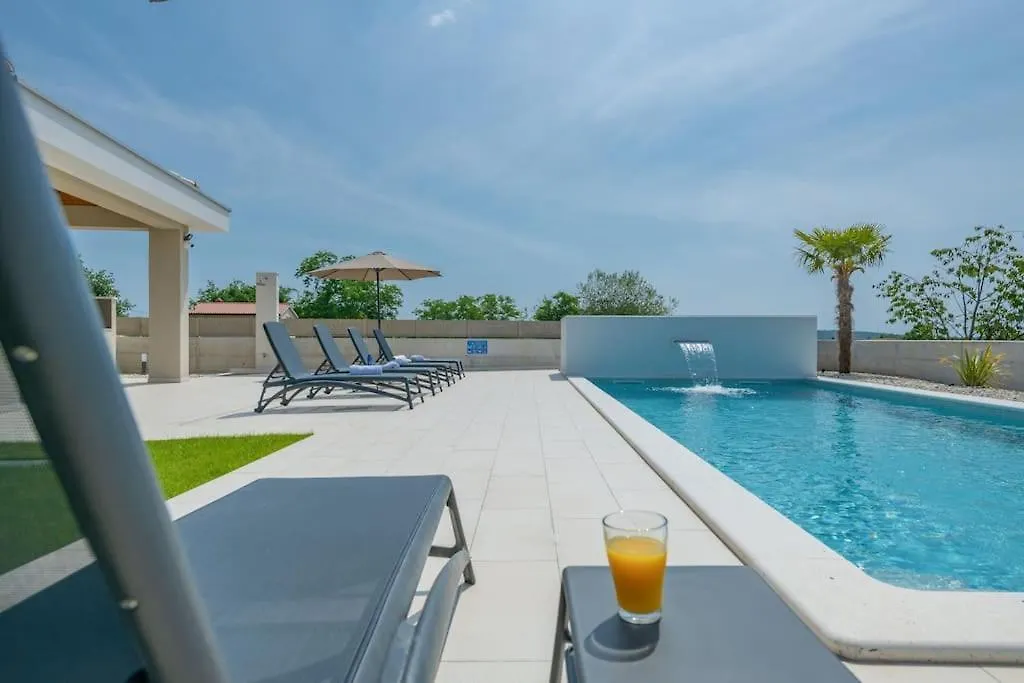 Villa Rhea, Marcana Croatia